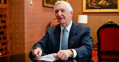 Carlos Pareja R�os.