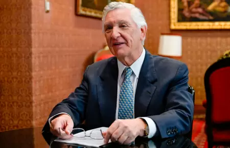 Carlos Pareja R�os.