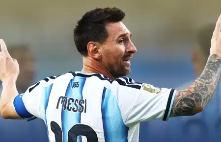 El delantero argentino logra marcador hist�rico en debut.
