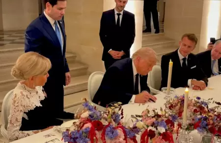 Trump firma el acuerdo de entendimiento con Ir�n