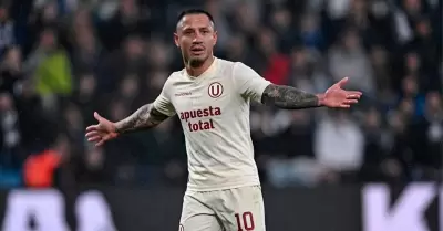 El delantero arrib� a Lima.