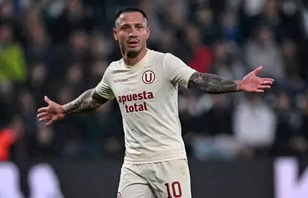 El delantero arrib� a Lima.