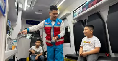 Padres del SAMU cumplen labor en emergencias