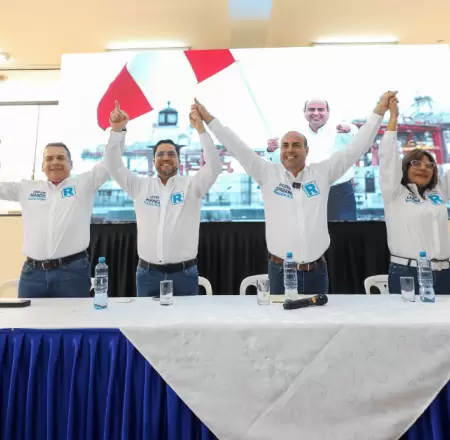 Pedro Spadaro present� de manera oficial su candidatura al Gobierno Regional del