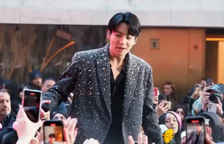 Mujer acusada de acosar a Jungkook de BTS.