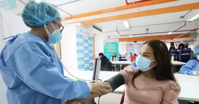 Mayores de edad pueden permanecer asegurados