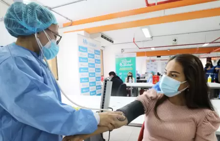 Mayores de edad pueden permanecer asegurados