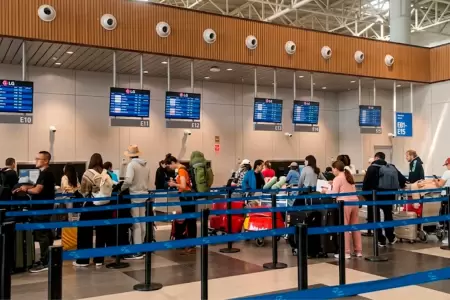 El aeropuerto anunci� que su sistema fue restablecido.