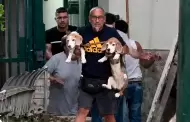 Adulto mayor conmovi� al salvar a sus dos perros durante los terremotos en Venezuela: "No los abandon�"