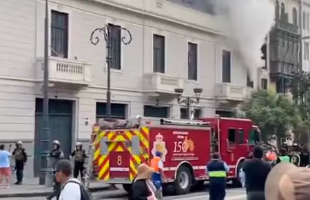 Nuevo incendio se registra en el Centro Hist�rico de Lima.