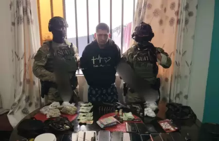 Detienen a dos presuntos extorsionadores