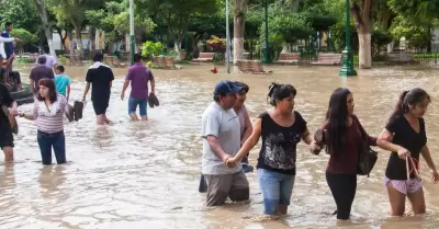 Piura: Falta de prevenci�n podr�a repetir tragedia por desborde del r�o