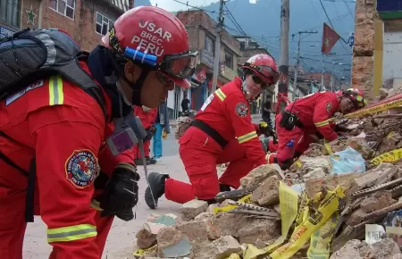 Grupo Usar Per� realiza rescate de adulta mayor en Venezuela