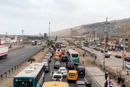 La Panamericana Sur se encuentra bloqueada.