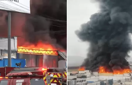 Incendio de gran magnitud consume inmueble en la avenida �scar R. Benavides