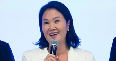 Keiko Fujimori se pronuncia ante los resultados oficiales
