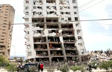 Terremotos en Venezuela han dejado edificios destruidos.