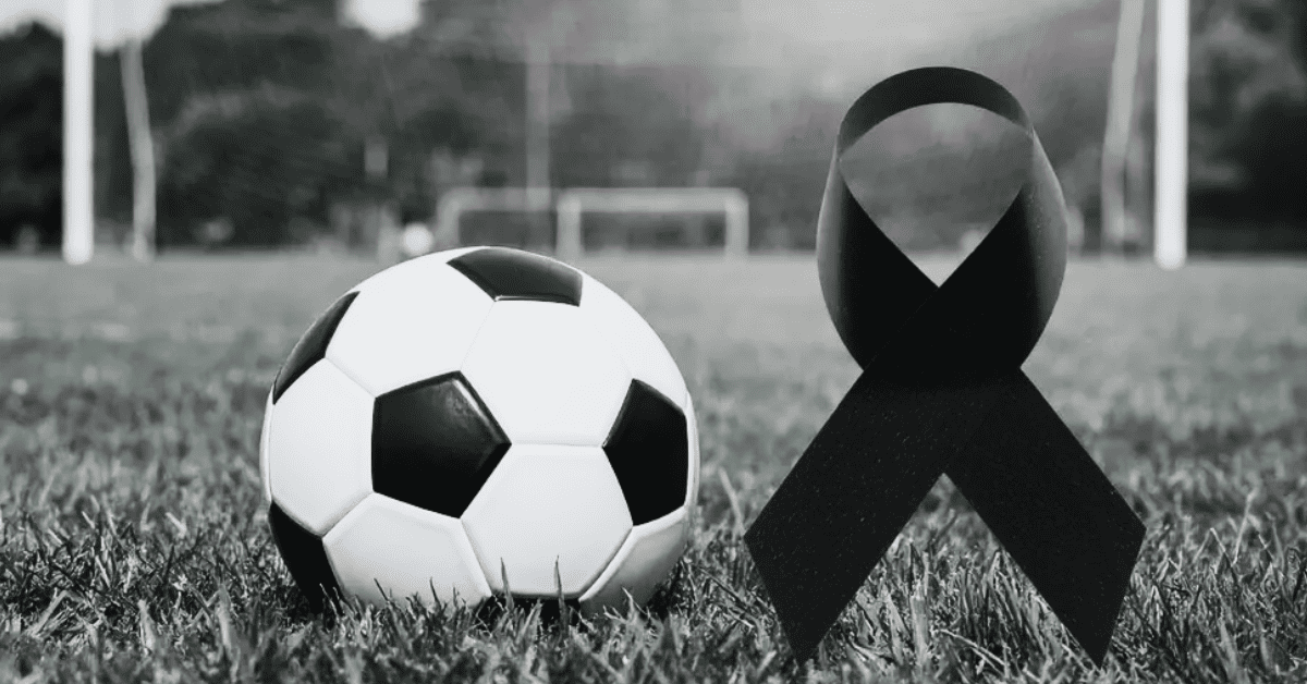 Photo: exitosanoticias.pe Carlos "Loco" Salinas, World Champion with Boca Juniors, Dies at 70