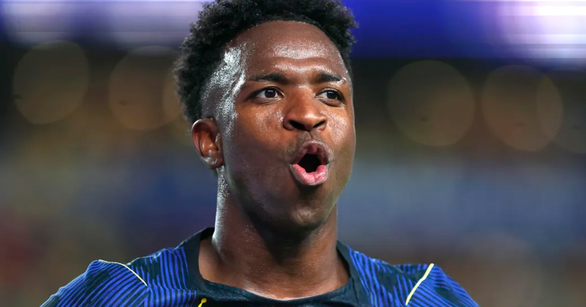 Vinicius Jr. reaparece con brutal cambio en su rostro tras someterse a un retoque estético