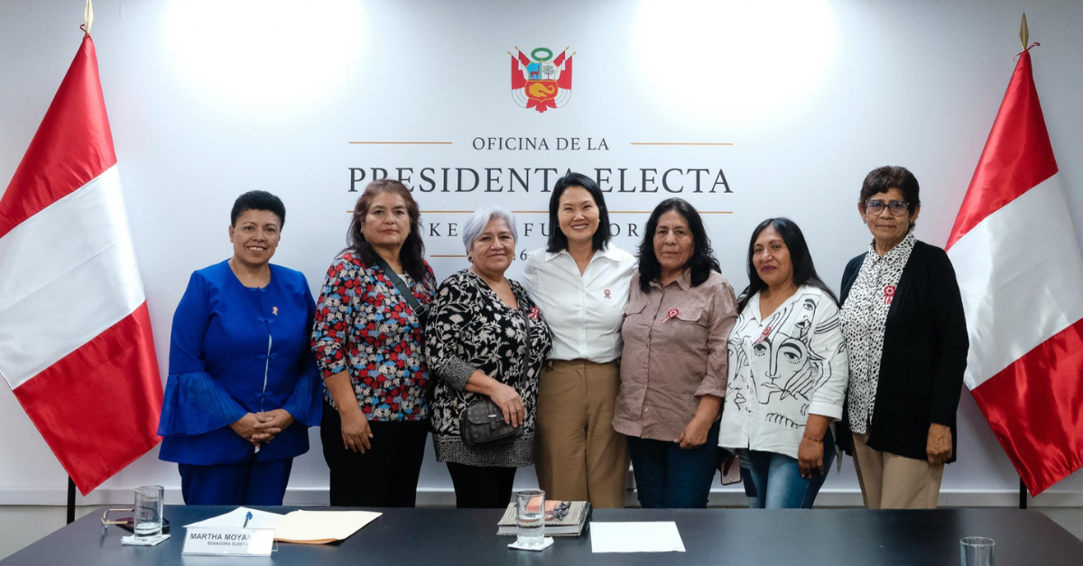 Keiko Fujimori sostuvo una reunión con el Comité Ejecutivo Nacional del Programa Vaso de Leche