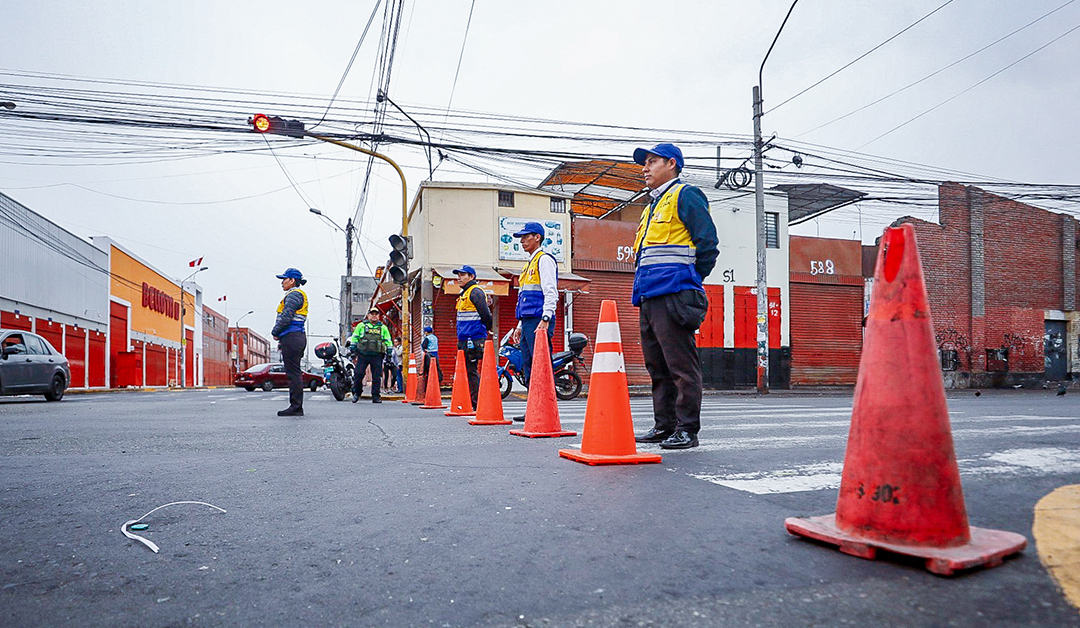 Cercado de Lima: Municipalidad de Lima y Policía Nacional recuperan espacios públicos en la av. Dansey