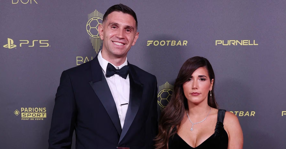 Esposa del 'Dibu' Martínez revela la dura lesión con la que jugó el Mundial 2026: "Sé lo difícil que fue para ti"