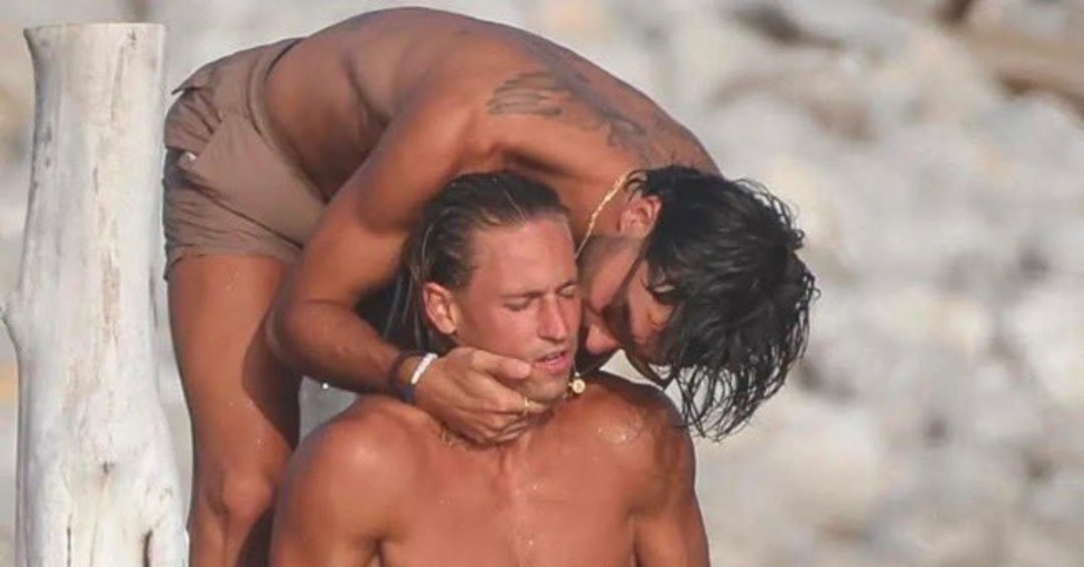 Ferran Torres y Marcos Llorente desatan rumores al lucirse cariñosos durante sus vacaciones tras el Mundial 2026