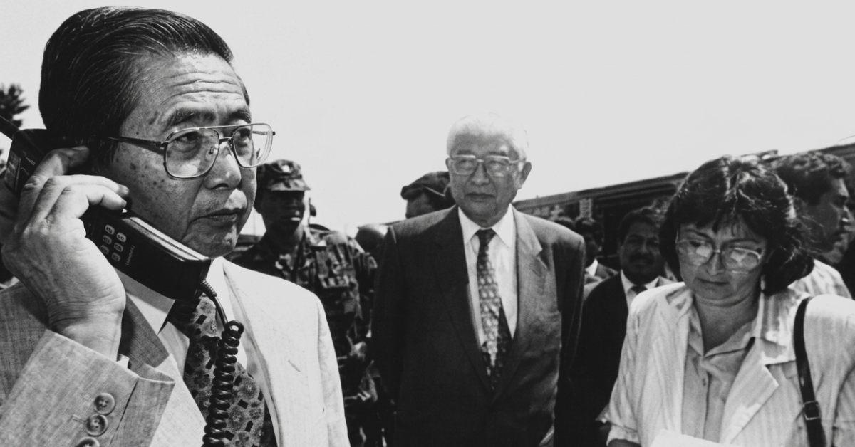 Alberto Fujimori durante el hist�rico operativo de liberaci�n en la residencia del embajador del Jap�n