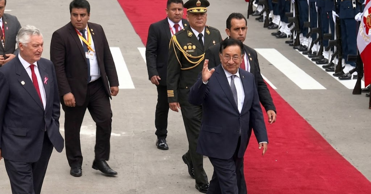 José María Balcázar deja la banda presidencial: "No hay ningún indicio de corrupción en nuestro gobierno"