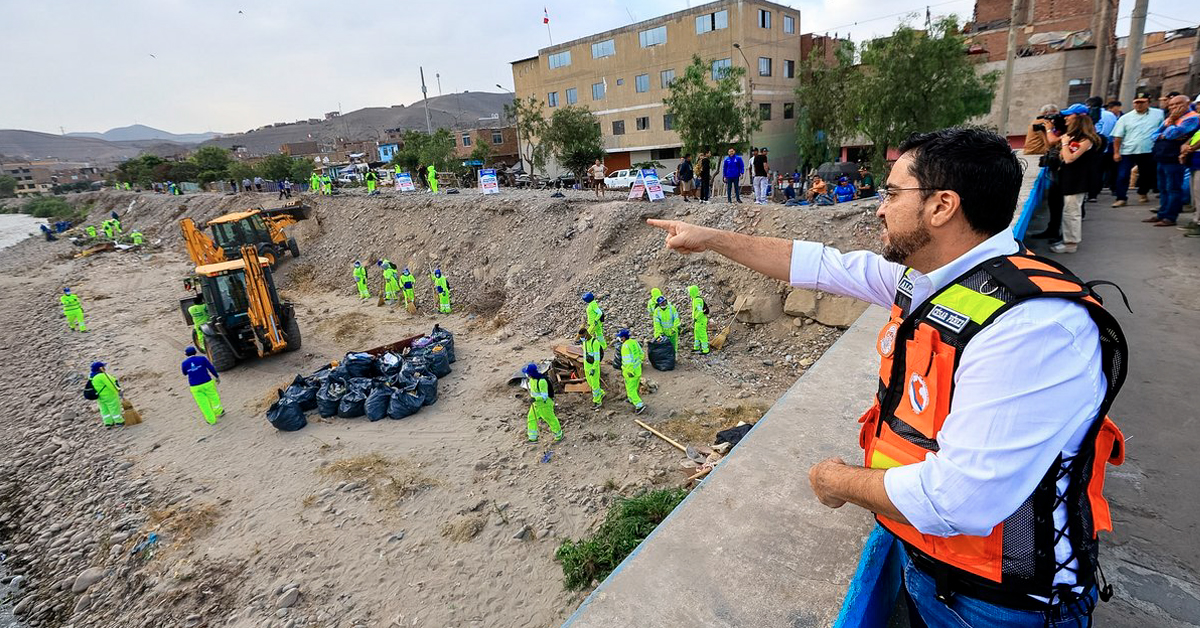 Callao: ejecutan trabajos preventivos en el r�o Chill�n ante posible impacto del Fen�meno El Ni�o - Exitosa Noticias