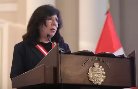 Janet Tello Gilardi