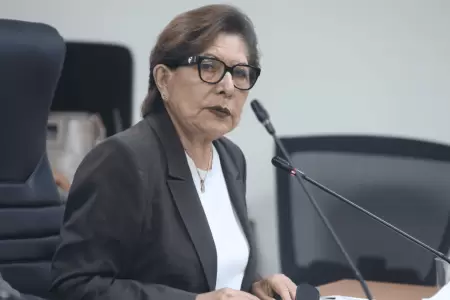 Mar�a Cuadros present� su renuncia irrevocable al cargo de ministra de Educaci�n