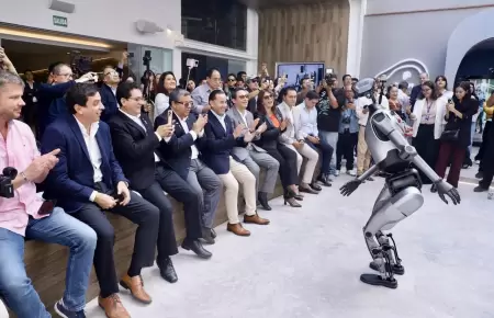 Robots humanoides de la USS.