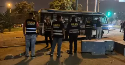 Atacan bus de la empresa 'Translima' y dejan herido a conductor