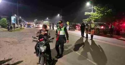 Policia en estado de ebriedad atropella a joven