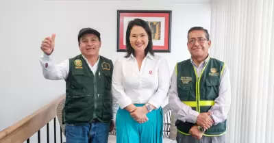 Keiko Fujimori, sostuvo una reuni�n con representantes de la CONARCANP