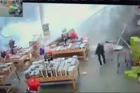 Se produjo un derrumbe en el supermercado.