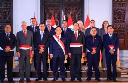 Jos� Balc�zar y su Gabinete Ministerial.