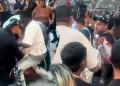 Rapero estadounidense se va a los golpes y protagoniza tremenda pelea en un festival de m�sica