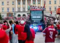 Noruega recibe a su selecci�n pese a ser eliminado del Mundial: Casi 100 mil hinchas protagonizaron el "remo vikingo"
