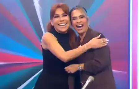Magaly Medina abraza a Ethel Pozo