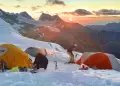 �ncash: Encuentran carpas de peruanos desaparecidos en el nevado Huascar�n