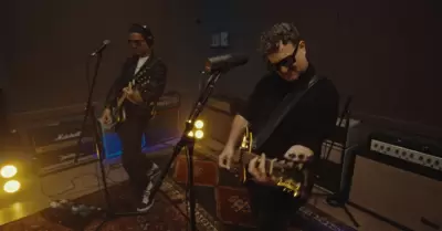El cantante reinterpretar� el simb�lico "En esta habitaci�n"