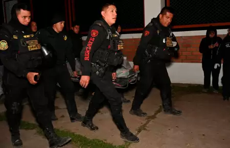 Personal policial atiende emergencia en Jun�n.