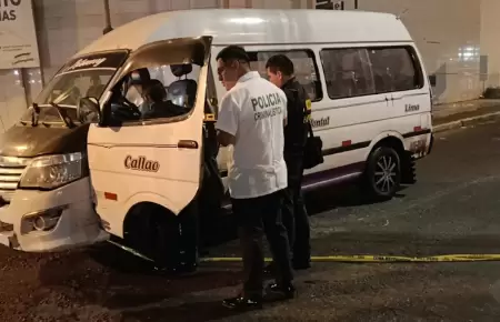 Atacan combi a balazos y matan a conductora