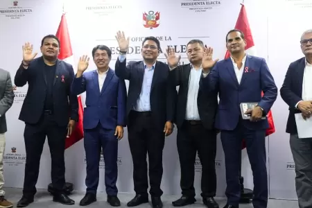 Alcalde regional de Piura se reuni� con Keiko Fujimori para tratar medidas ante