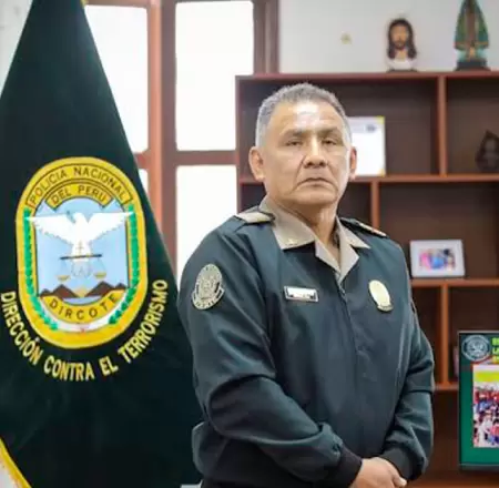 Max Anhuam�n Centeno.