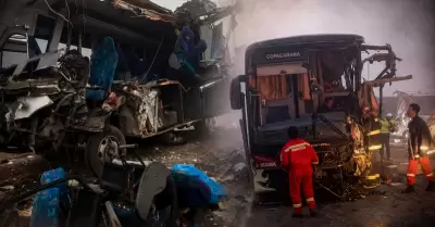 Tacna: Triple choque entre dos buses y un camioncito en carretera Panamericana