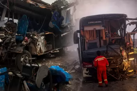 Tacna: Triple choque entre dos buses y un camioncito en carretera Panamericana
