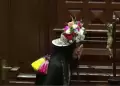 Catherin Palomino llama a Pedro Castillo:" el mejor presidente del Per�" durante su juramentaci�n como diputada